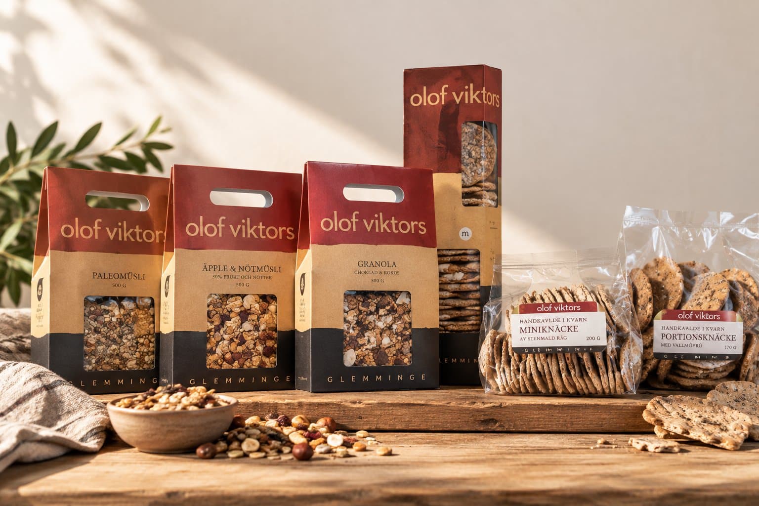 Olof Viktors muesli, granola and crispbread